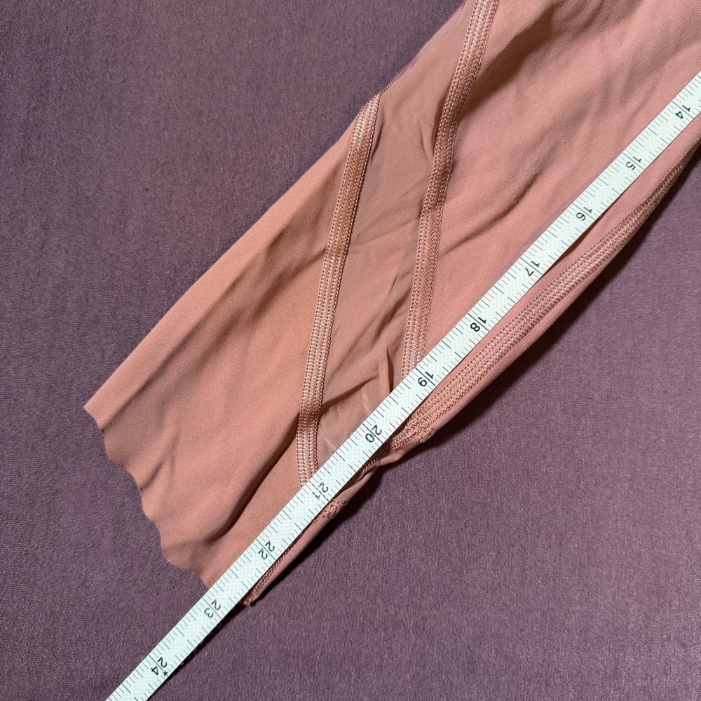 Lululemon Wunder Under HR Crop 23" Scallop Full-On Luxtreme Spiced Chai - Size 0 - Picture 2 of 6